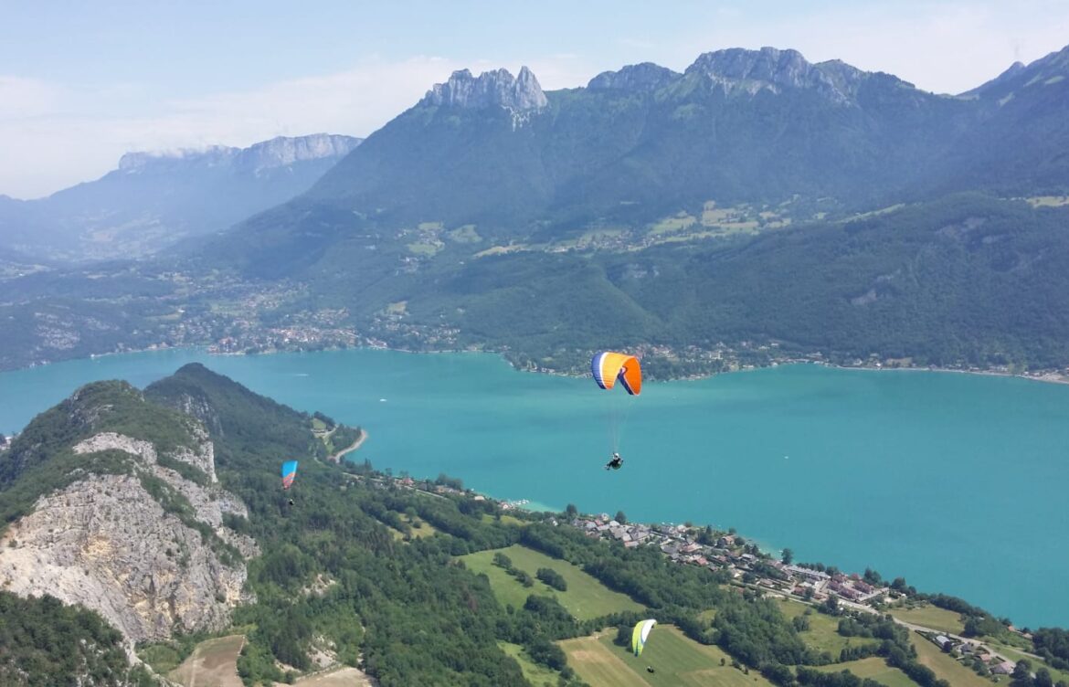 Derniers sauts de cette année scolaire pour la section parapente