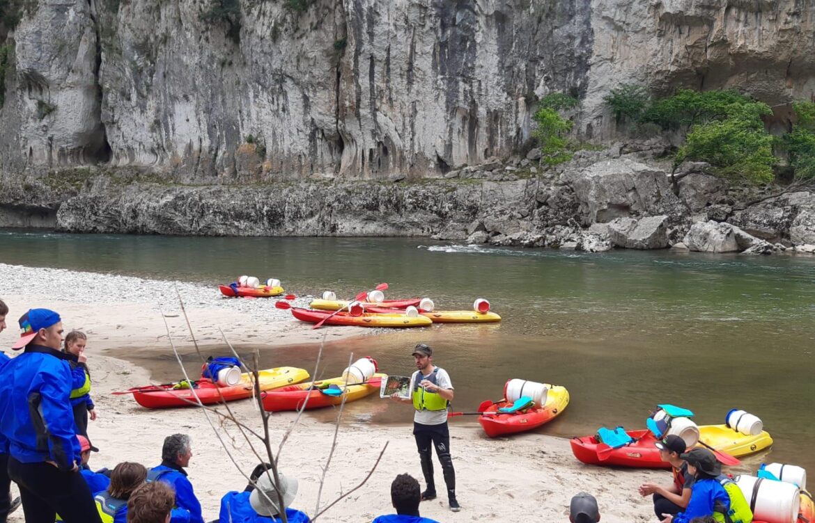 Les élèves de Terminale Pro à la découverte des sports de pleine nature en Ardèche