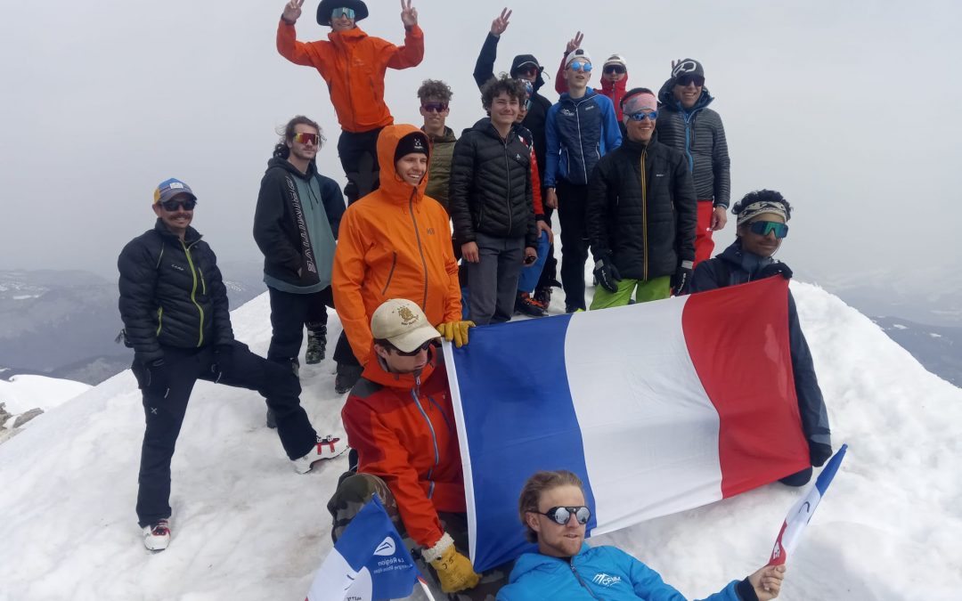 Les Bac PRO term. au sommet de la Tournette