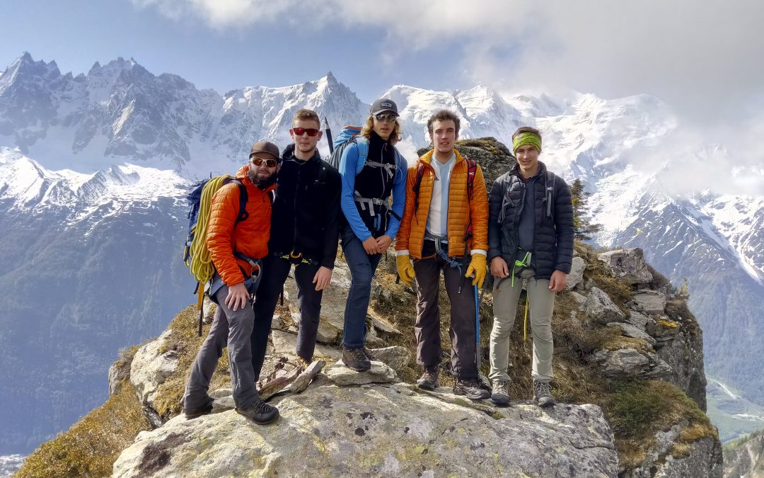 Escalade du côté du Brévent dans la vallée de Chamonix pour les étudiants de BTS GPN 1ère année