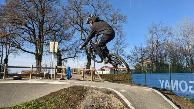 Stage à l’IFV des jeunes de la section sportive VTT grâce au soutien de la Région Auvergne Rhône Alpes !